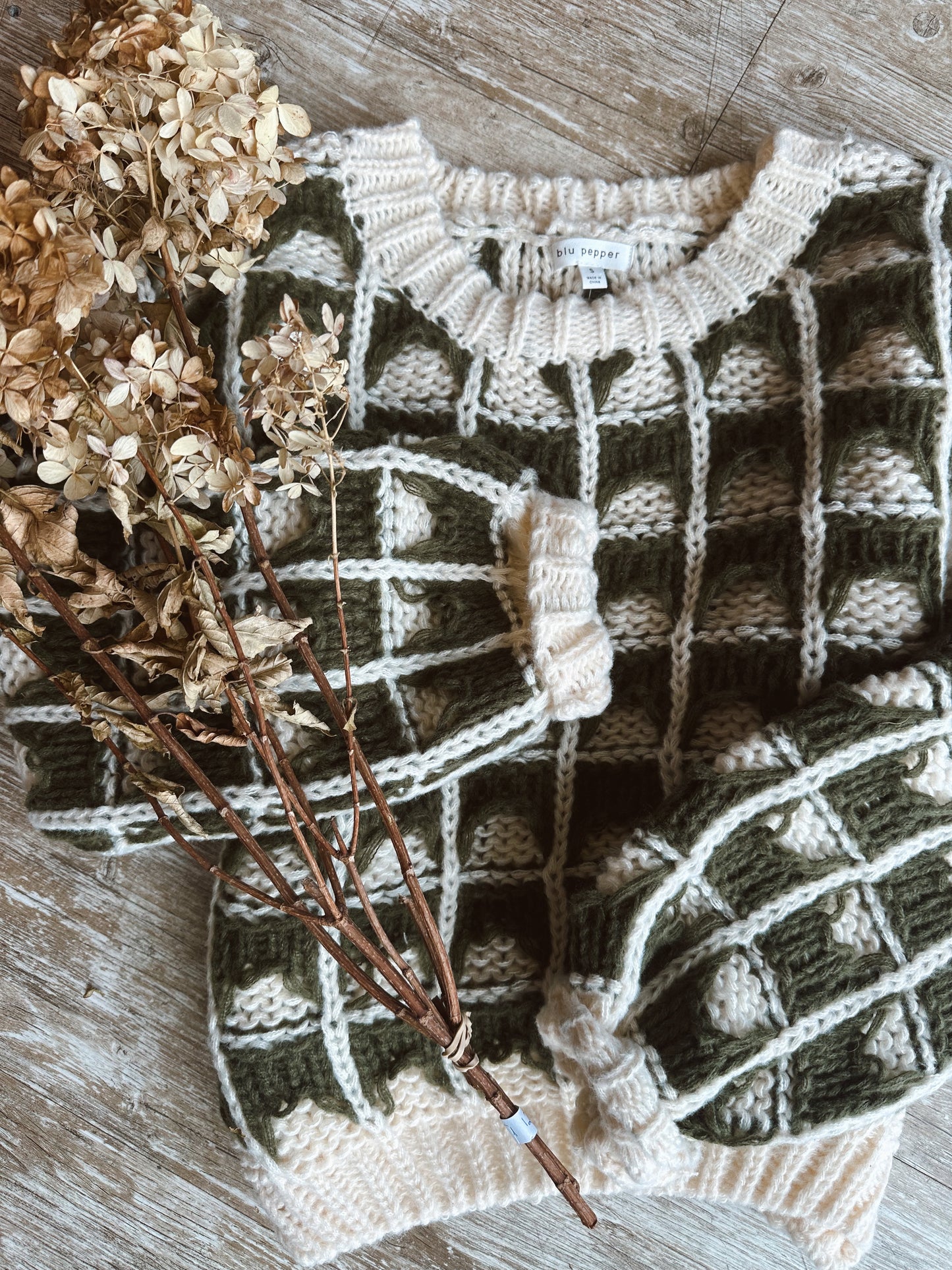 Green & Cream Chunky Sweater
