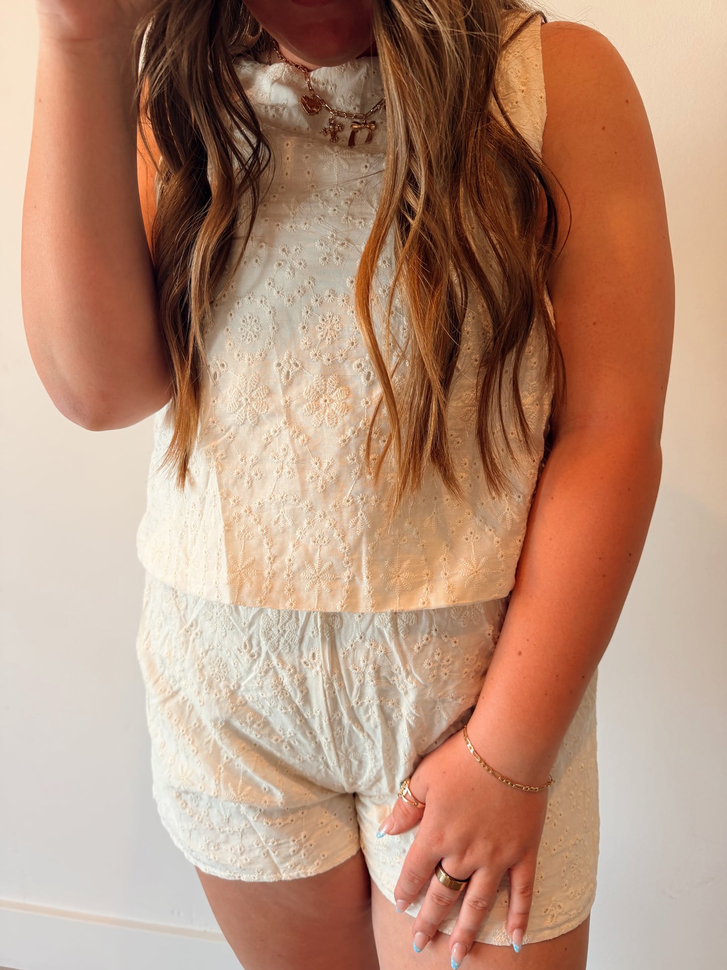 Eyelet Beauty Set (Cream)