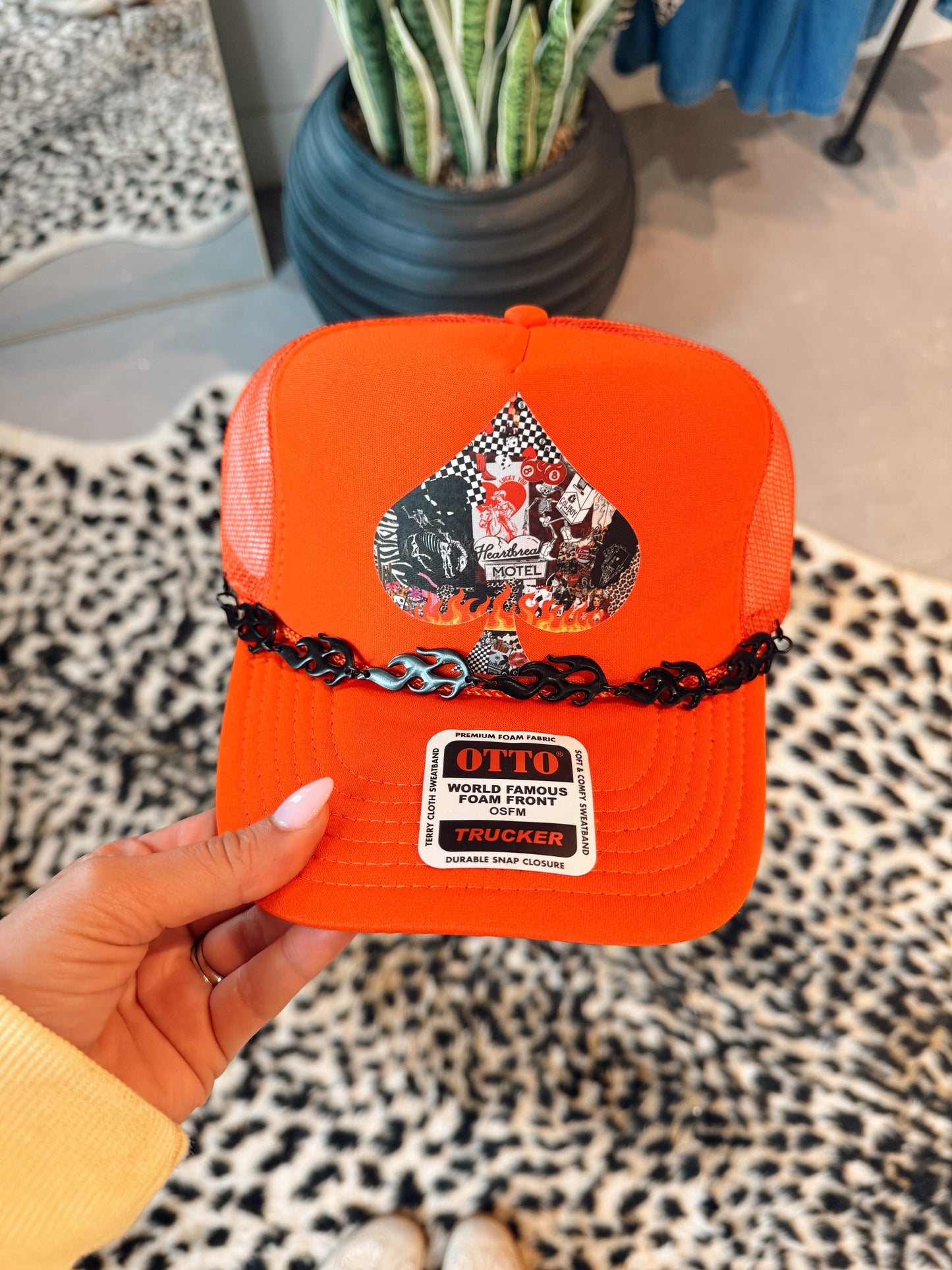 Spades Hat W/ Chain