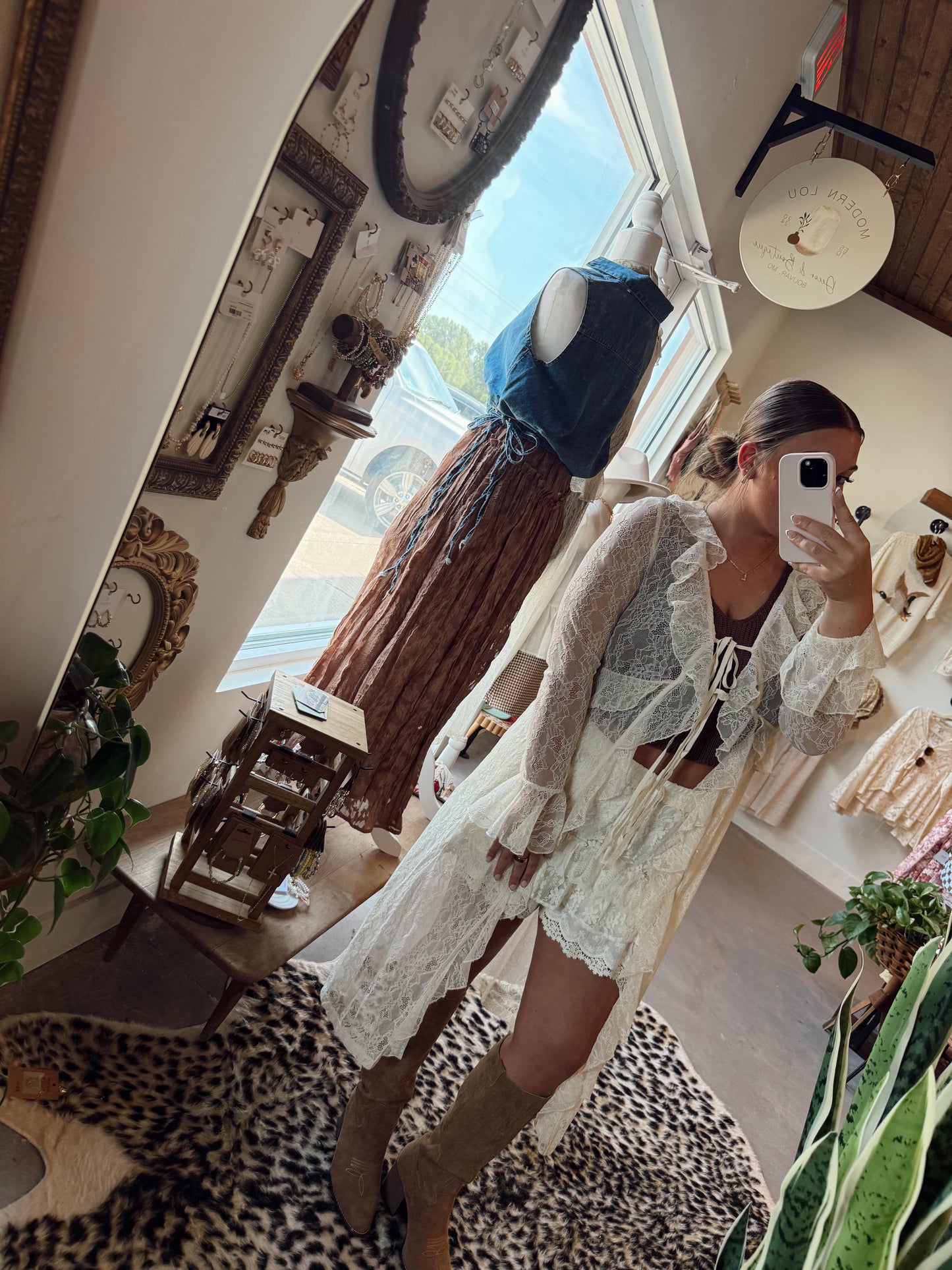 Lace Ruffle Duster