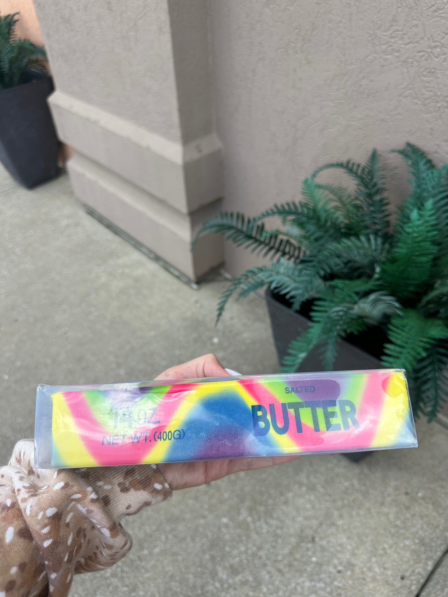 Rainbow 13oz Butter Squish