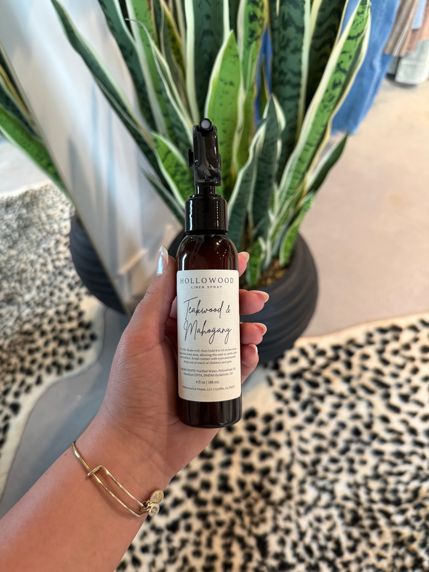 Teakwood & Mahogany Linen Spray