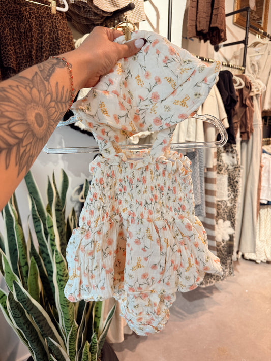 Poppi Floral Onesie & Hat