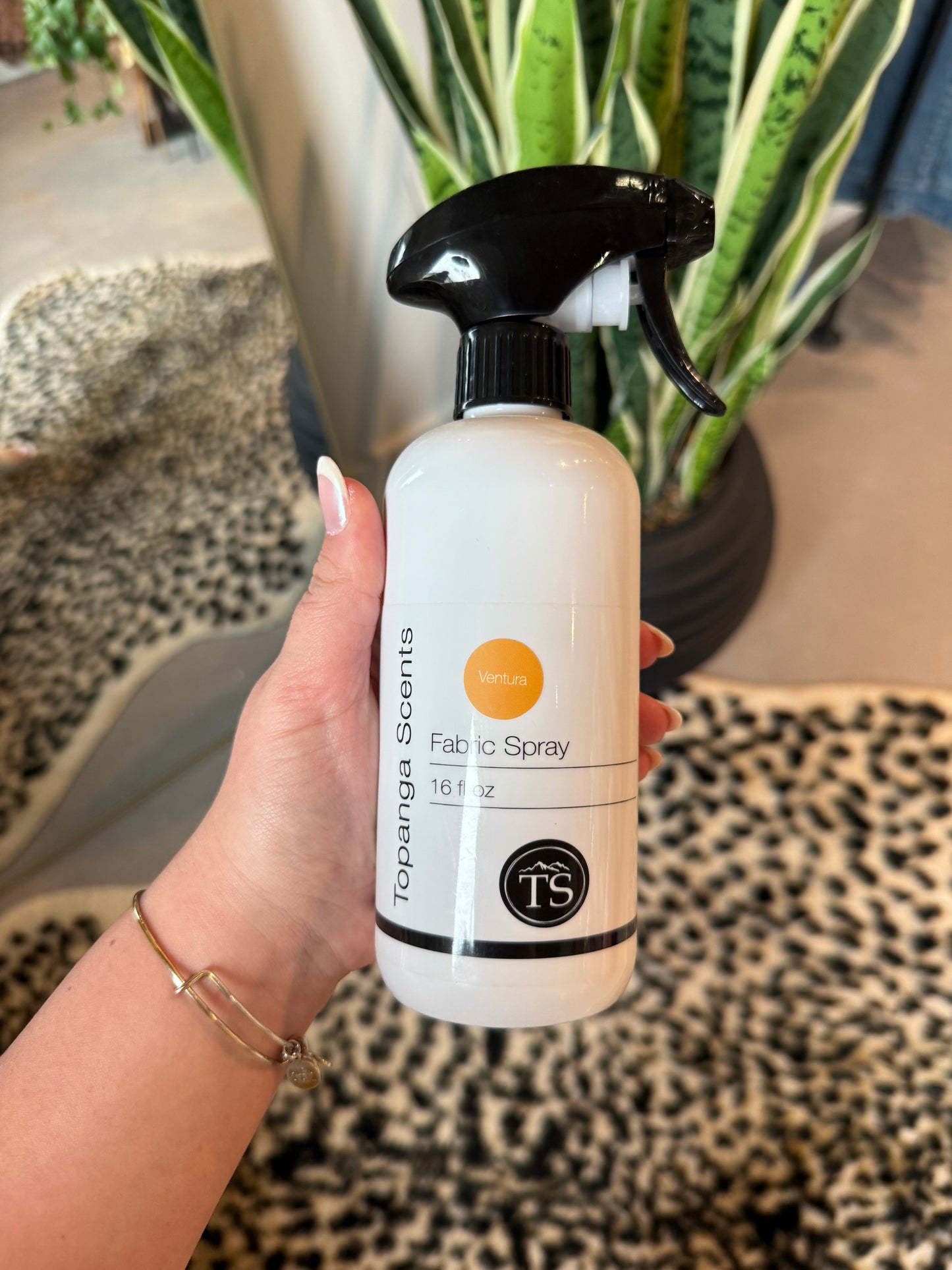 TS Ventura Fabric Spray