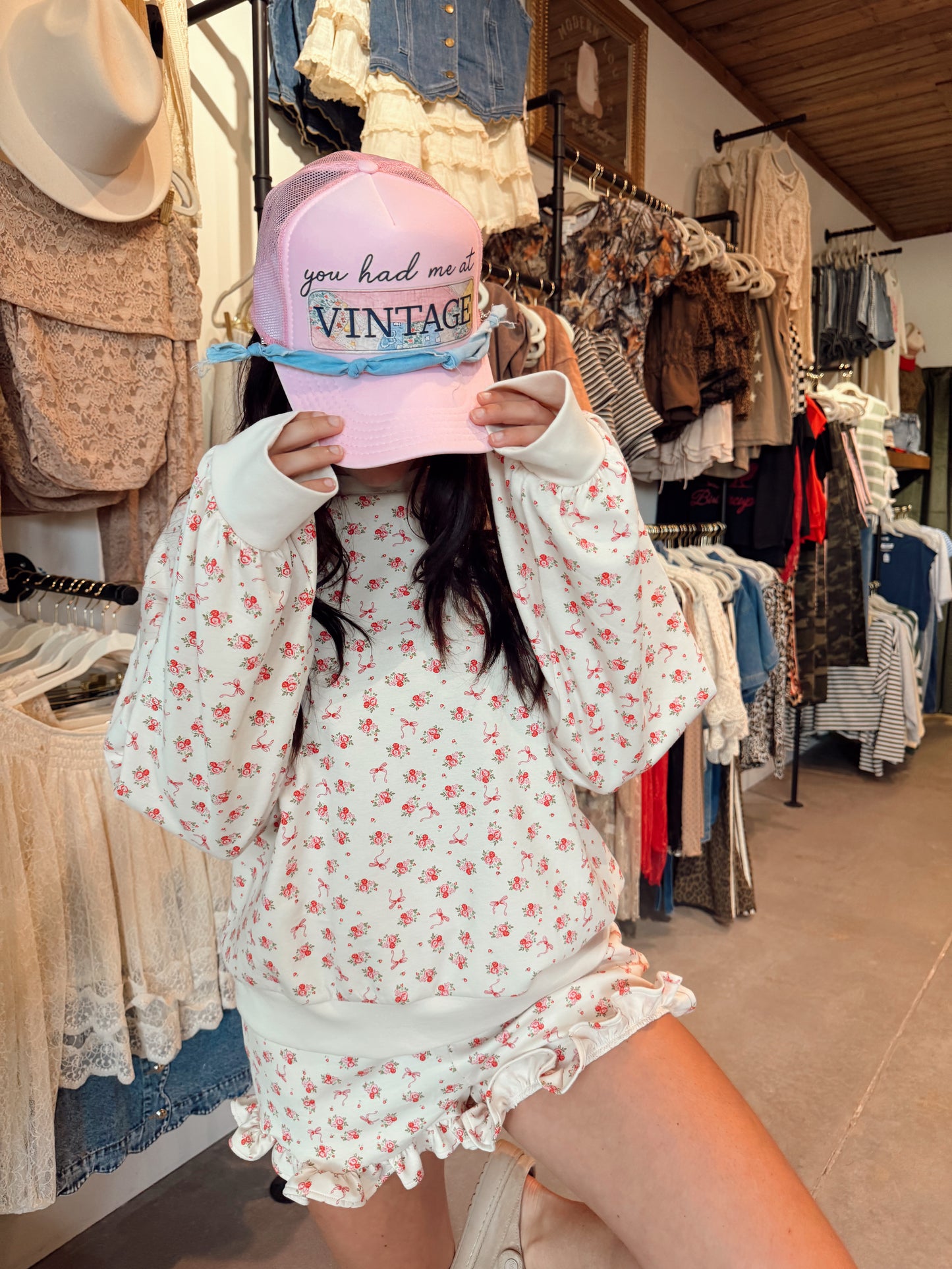 Phalynn Floral Set