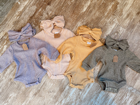 Ribbed Onesie W/ Bow