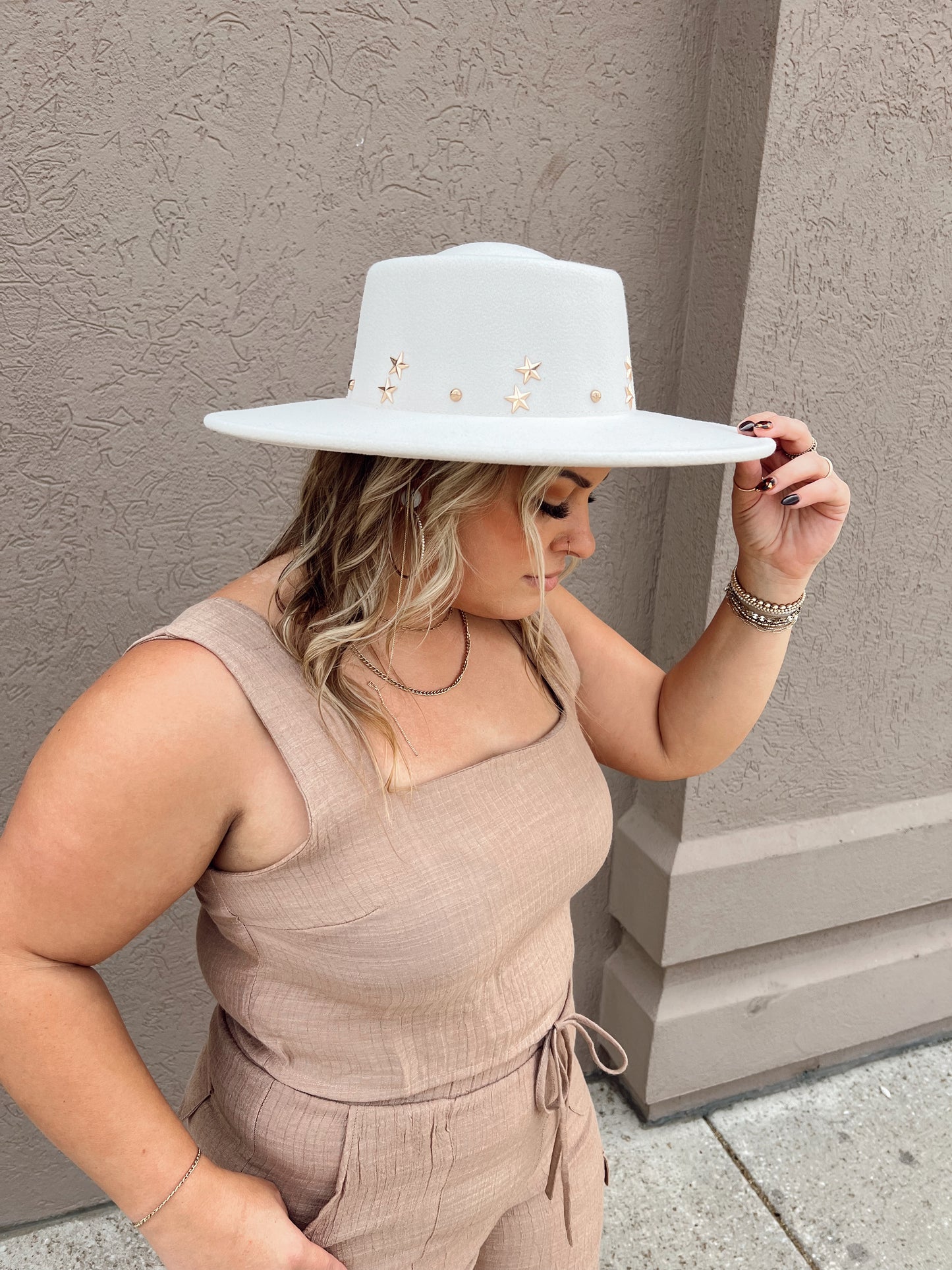 Star Wide Brim Hat (Ivory)