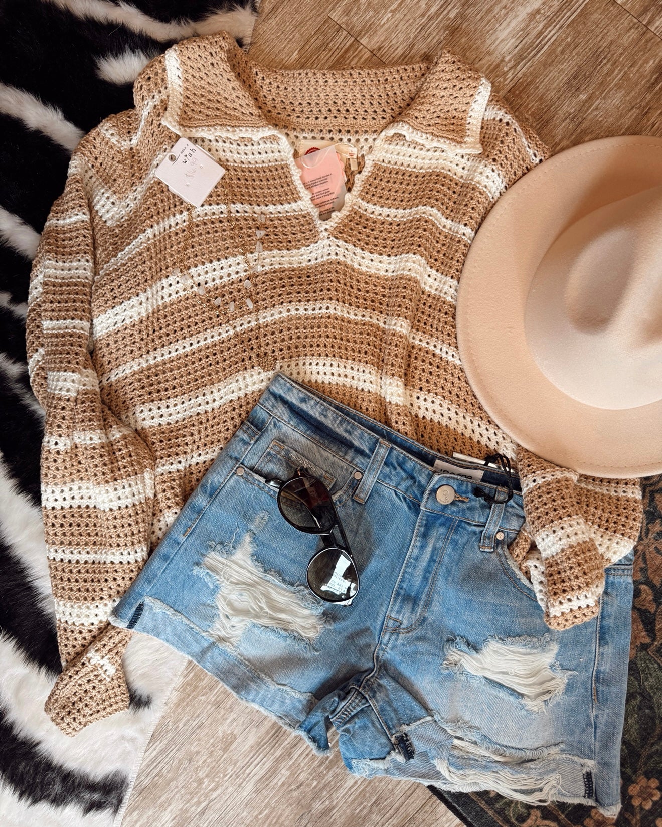 Medium Wash Mid Rise Shorts