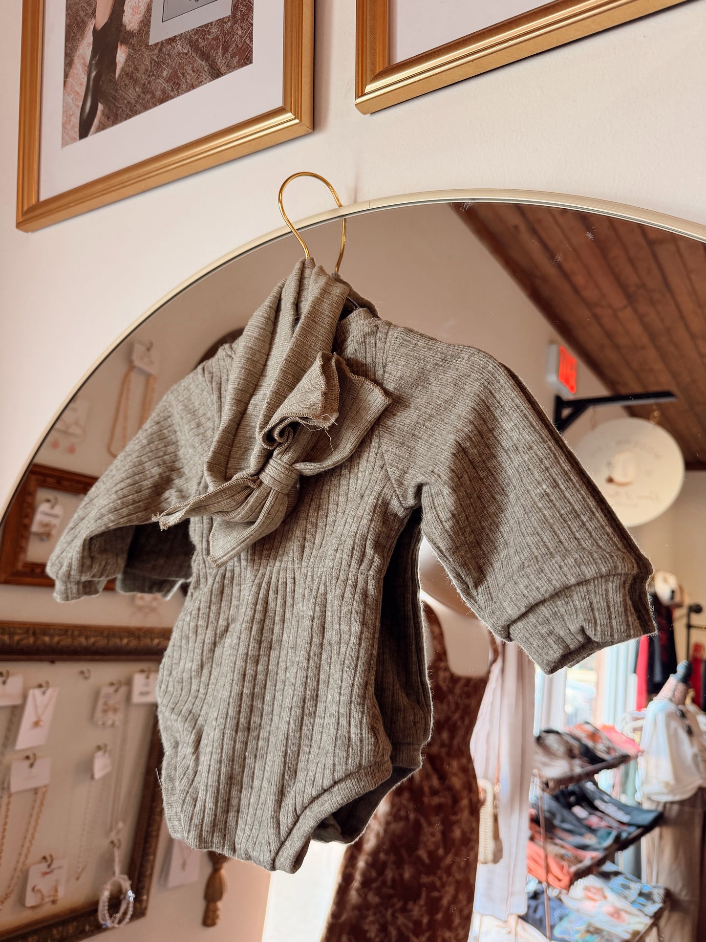 Ribbed Onesie W/ Bow