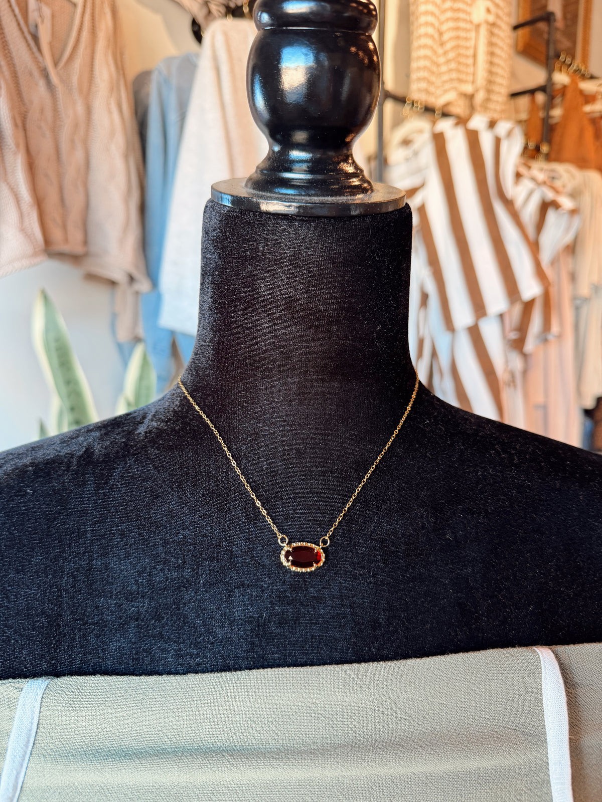 Oval Pendant Necklace