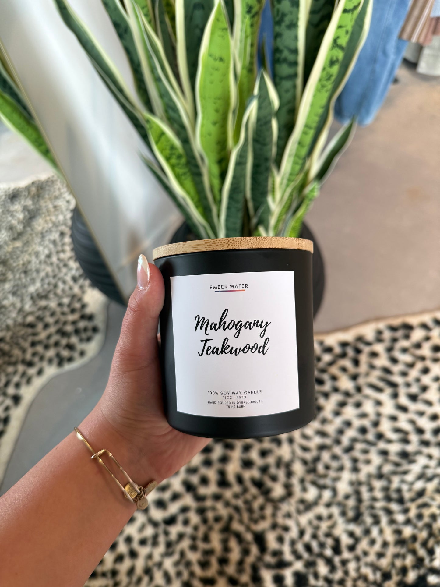 Mahogany Teakwood Candle